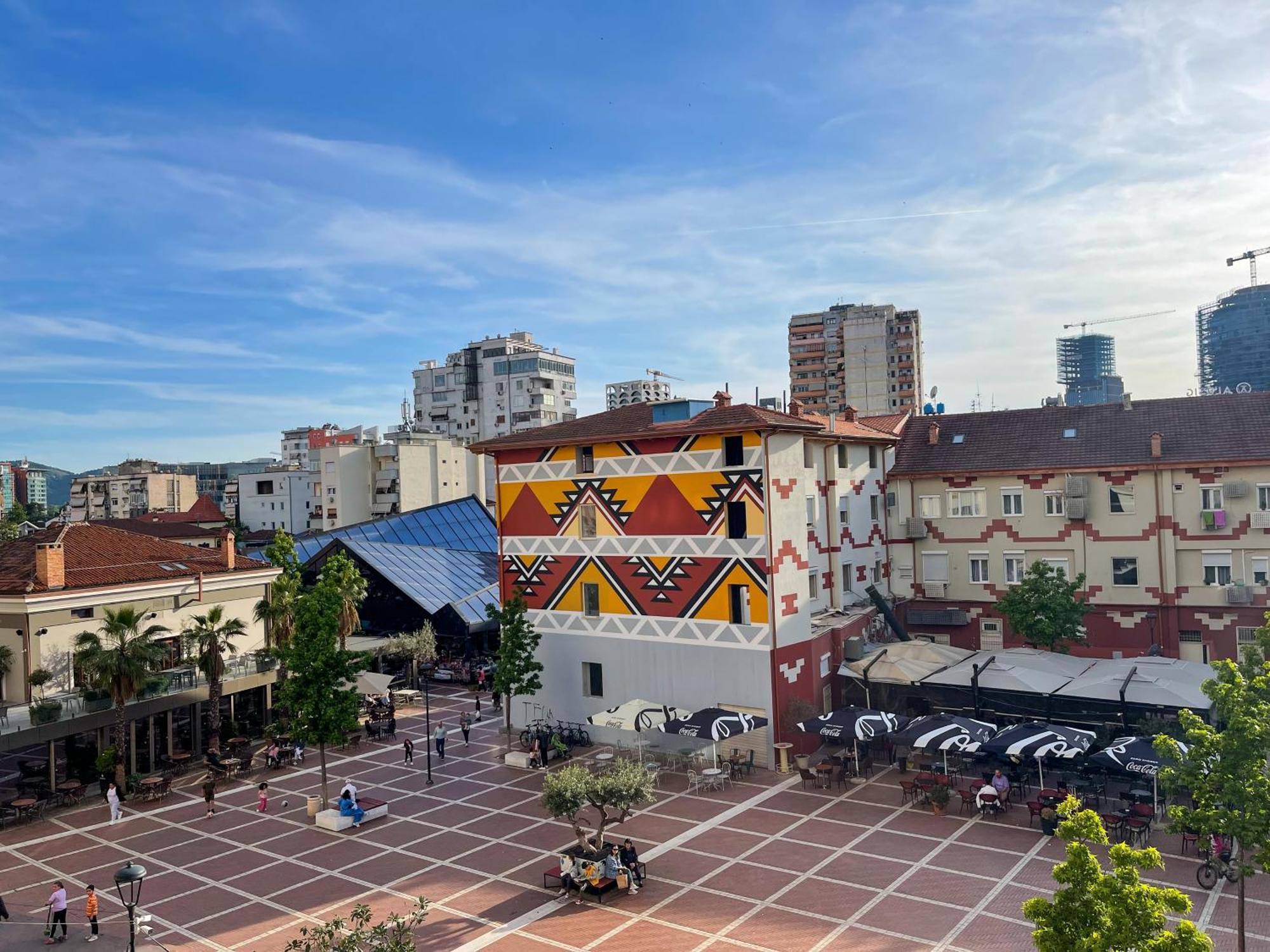 Hideaway In The Heart Of Tirana Apartment Екстериор снимка